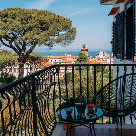 Bed & Breakfast Mermaids' Dream