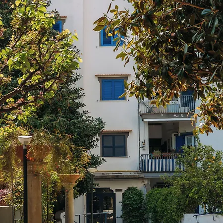 Mermaids' Dream Panzió